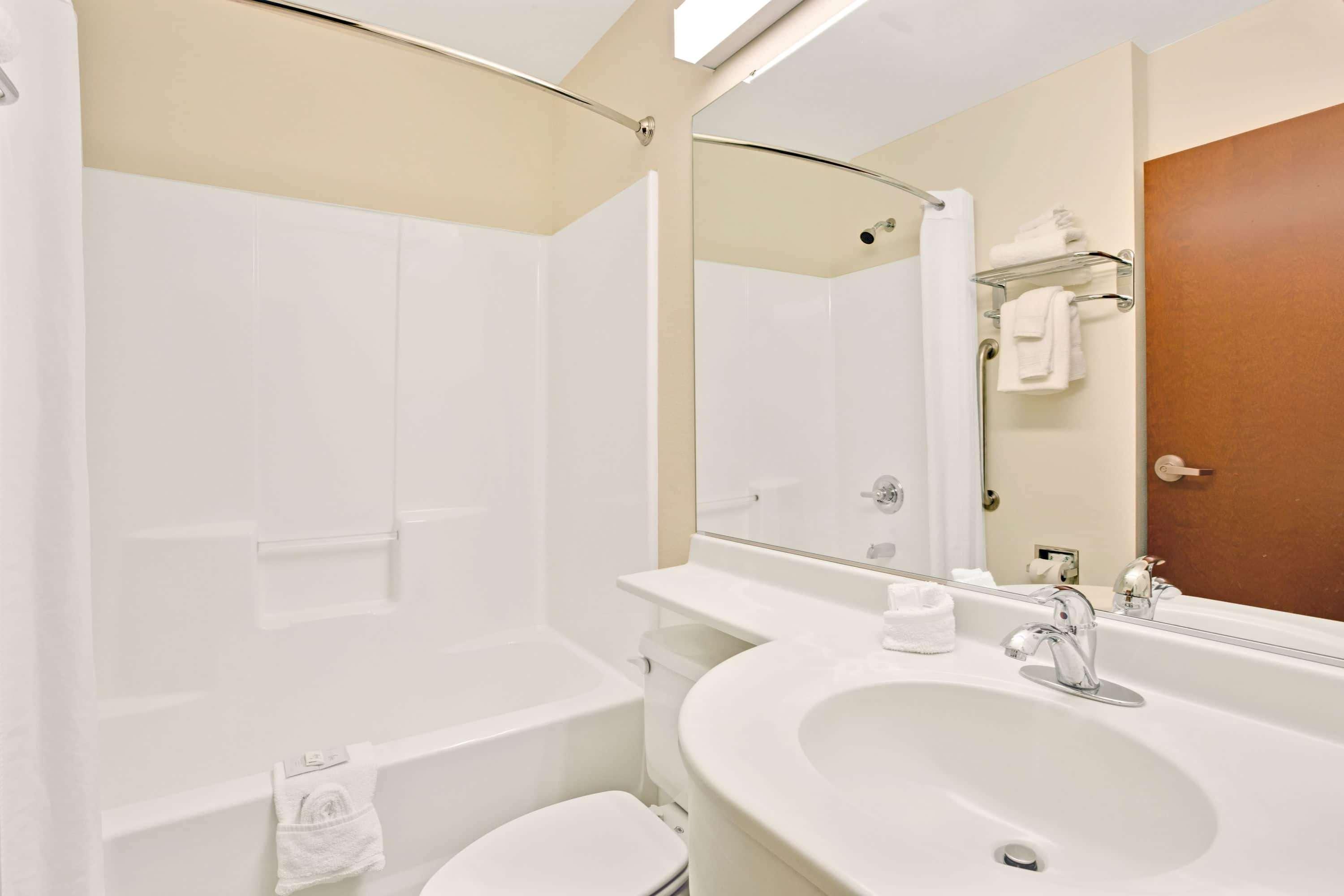 Microtel Inn & Suites By Wyndham Bryson City Ngoại thất bức ảnh