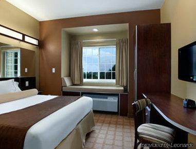 Microtel Inn & Suites By Wyndham Bryson City Phòng bức ảnh